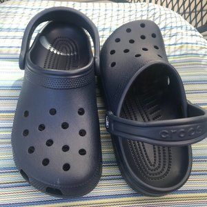 Crocs Classic Clog, Navy, Men’s 6, Women’s 8 M
